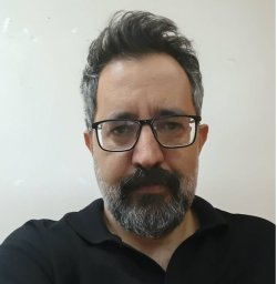 پوریا مفضلی 
